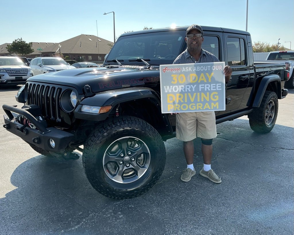 Used 2022 Jeep Gladiator Rubicon w/ Cold Weather Group image 1