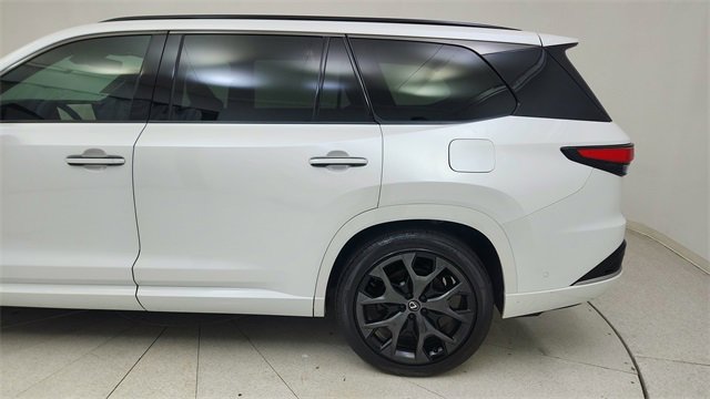 Used 2024 Lexus TX 500h AWD w/ Technology Package image 10