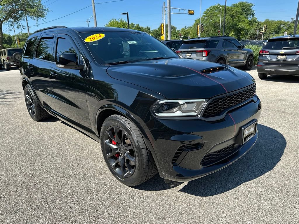 Used 2024 Dodge Durango R/T w/ Tow 'N Go Package AWD/4WD image 4
