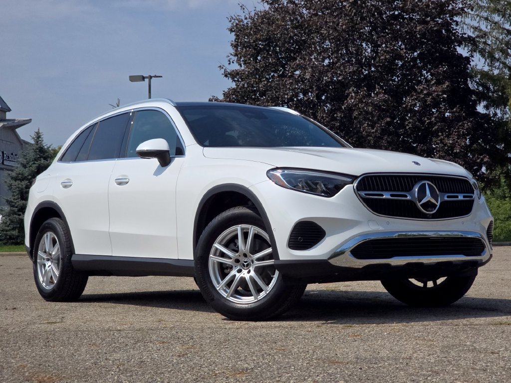 Certified 2026 Mercedes-Benz GLC 300 4MATIC image 2