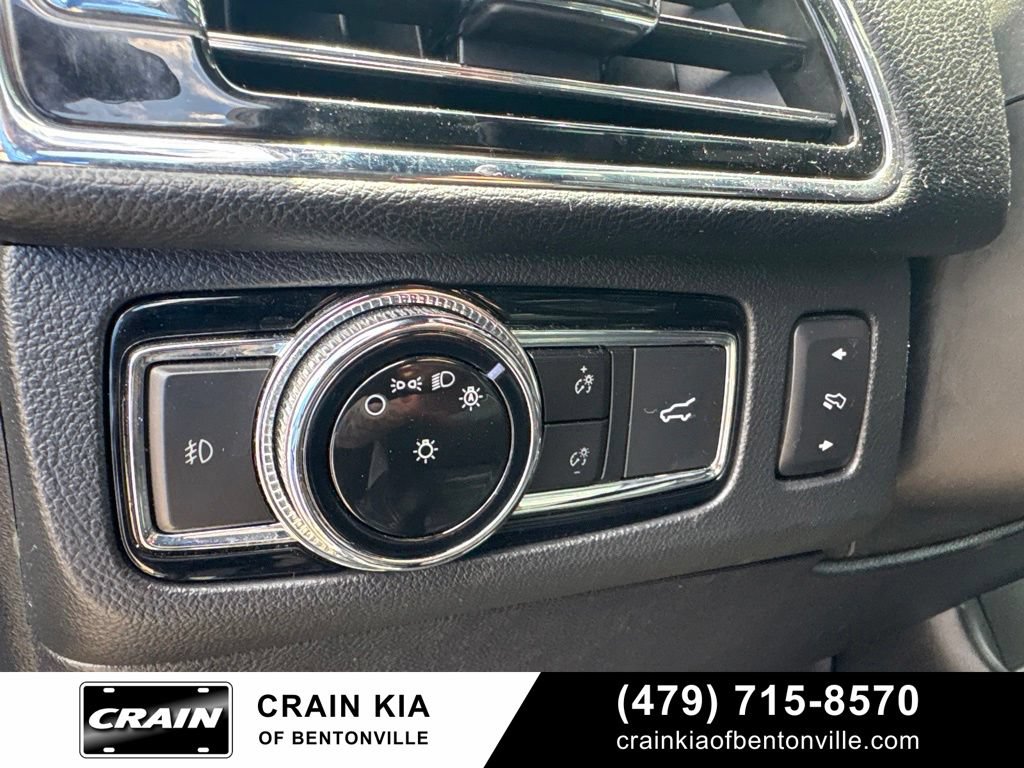 Used 2018 Lincoln Navigator L Reserve AWD/4WD image 12