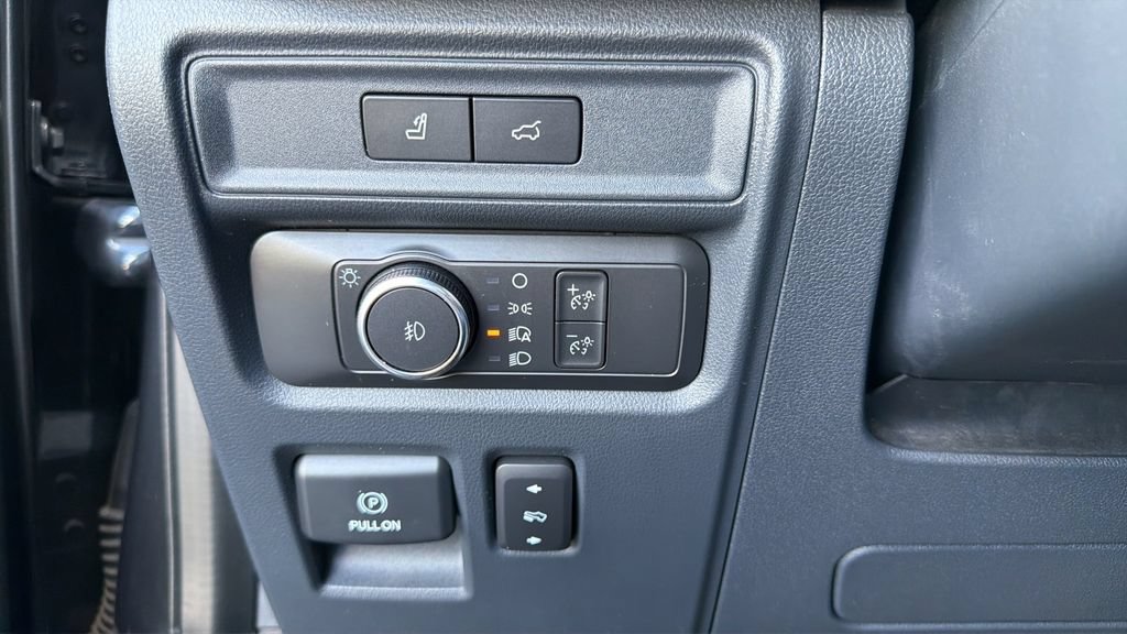 Used 2022 Ford Expedition XLT RWD image 32