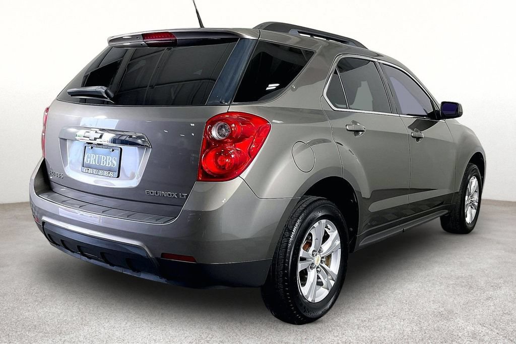 Used 2011 Chevrolet Equinox LT w/ All-Star Package FWD image 2