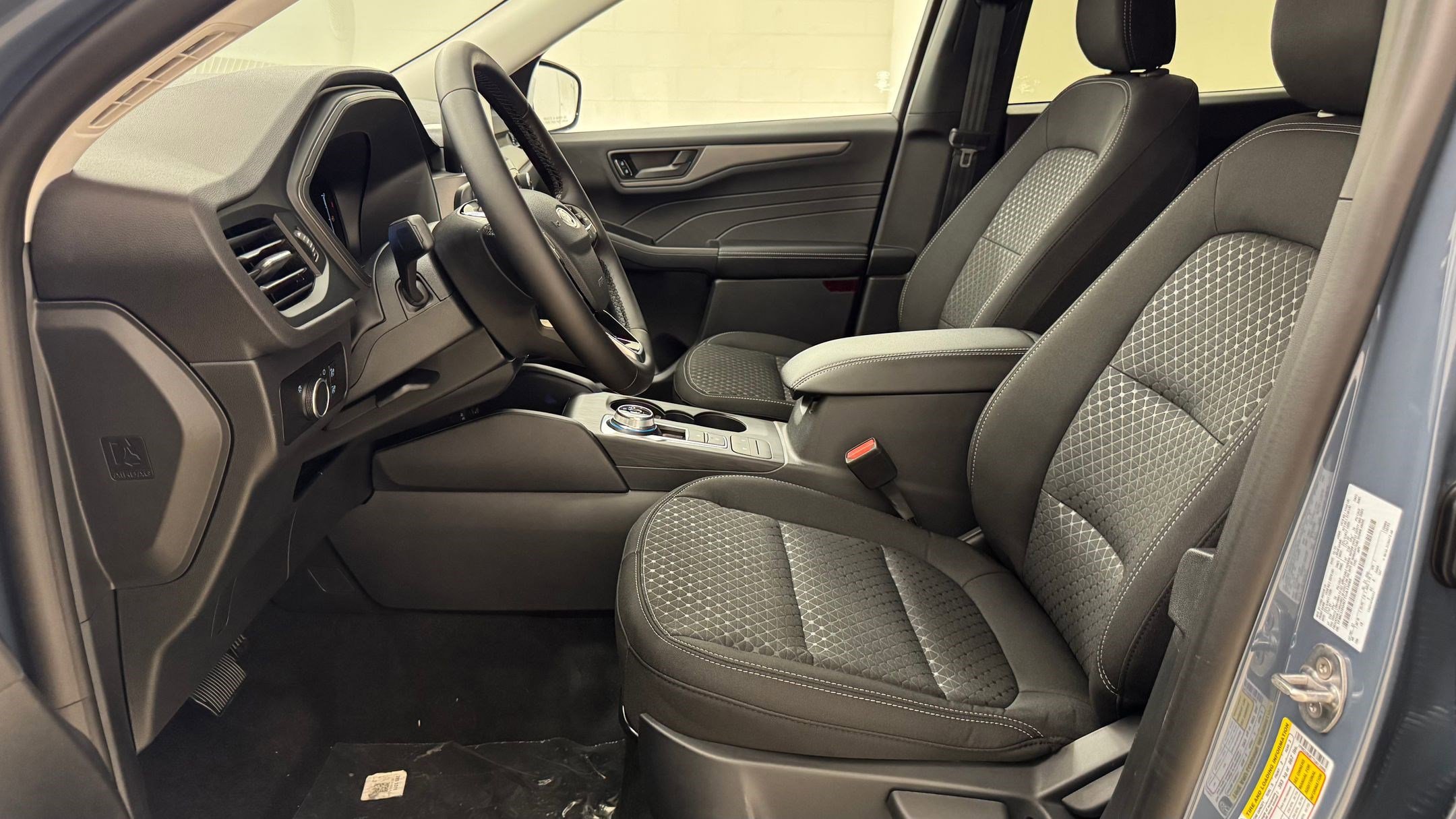 New 2026 Ford Escape Active w/ Cold Weather Package FWD image 37