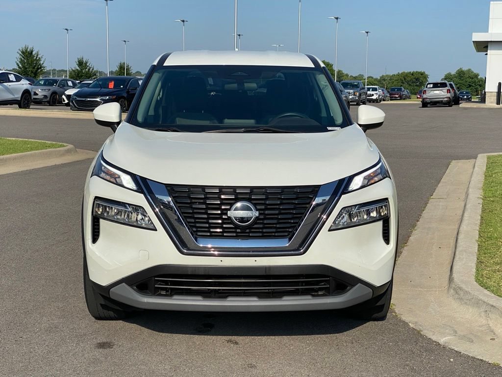Used 2023 Nissan Rogue SV AWD/4WD image 2