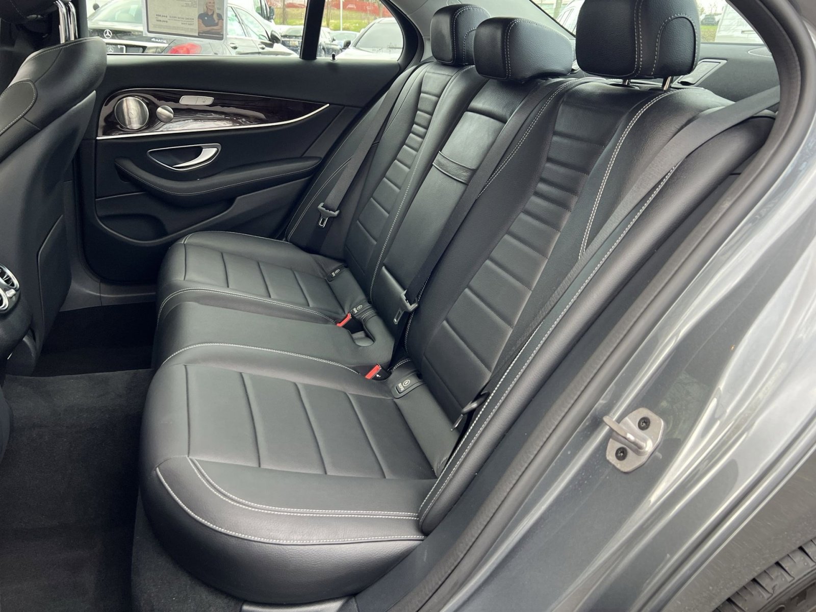 Certified 2023 Mercedes-Benz E 350 4MATIC Sedan w/ Premium Package image 23