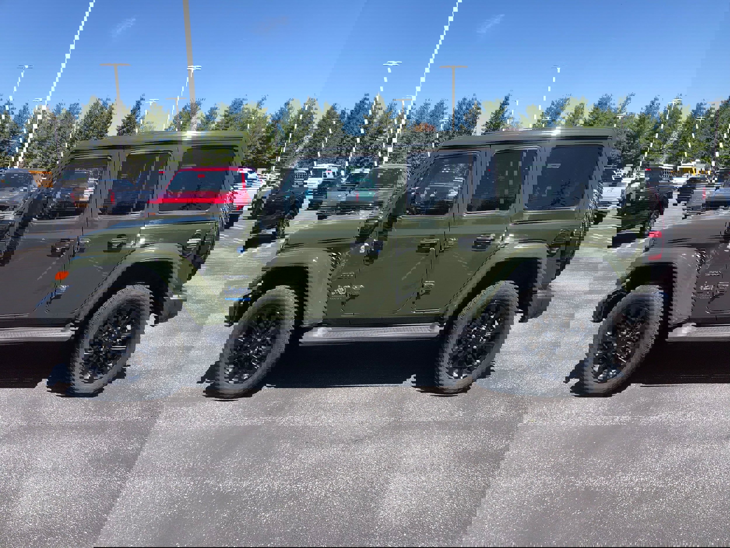 Used 2021 Jeep Wrangler Unlimited Sahara w/ Cold Weather Group image 2