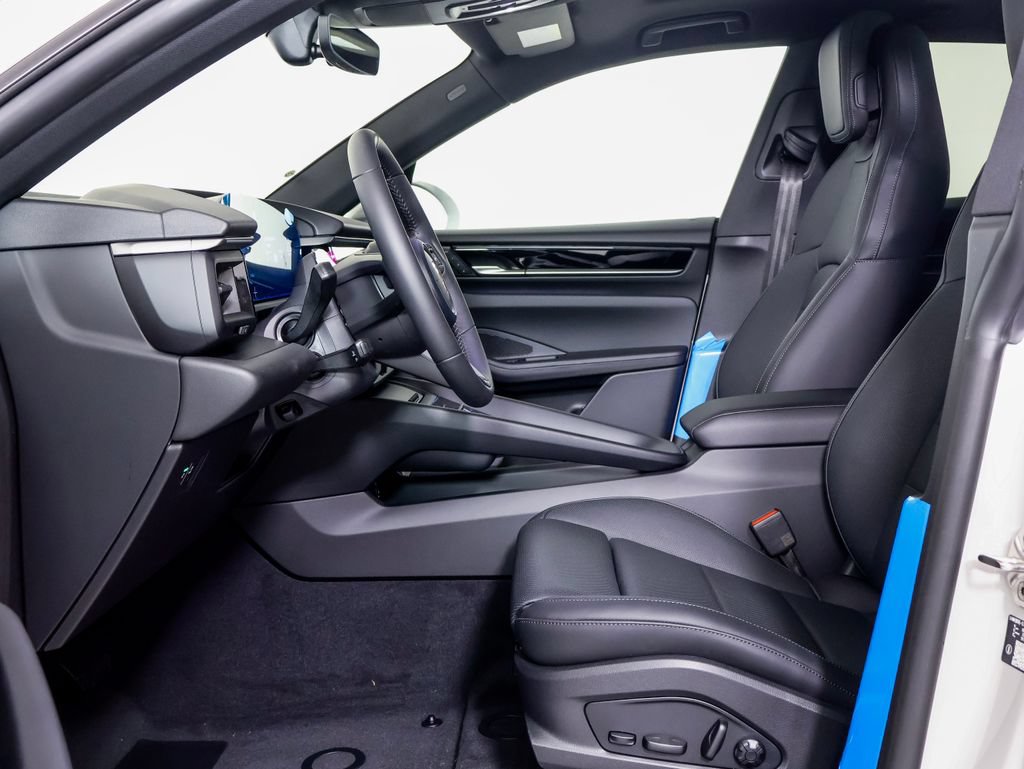 New 2026 Porsche Macan 4 Electric AWD/4WD image 5