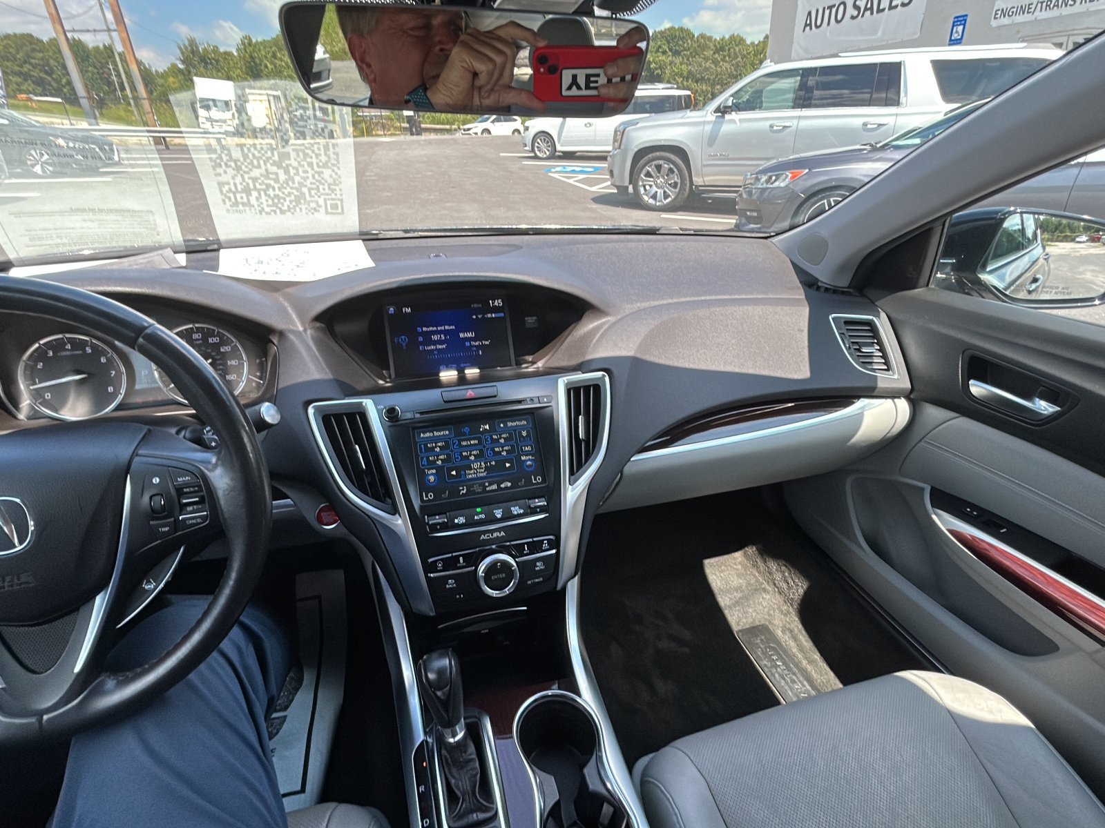 Used 2016 Acura TLX w/ Technology Package FWD image 19