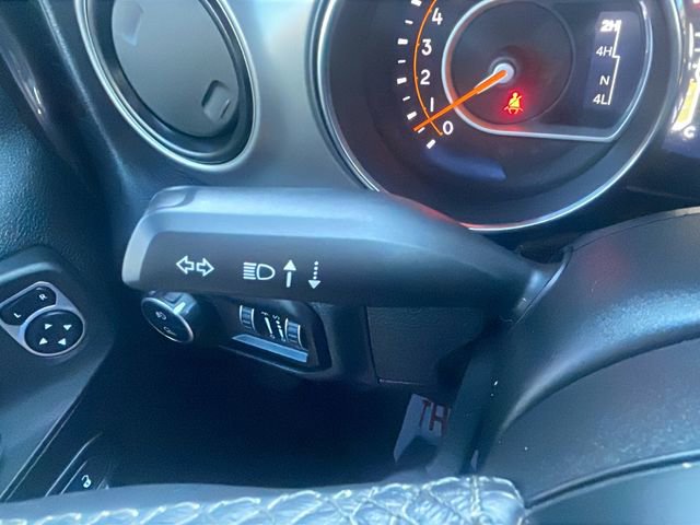 Used 2021 Jeep Gladiator Sport image 23