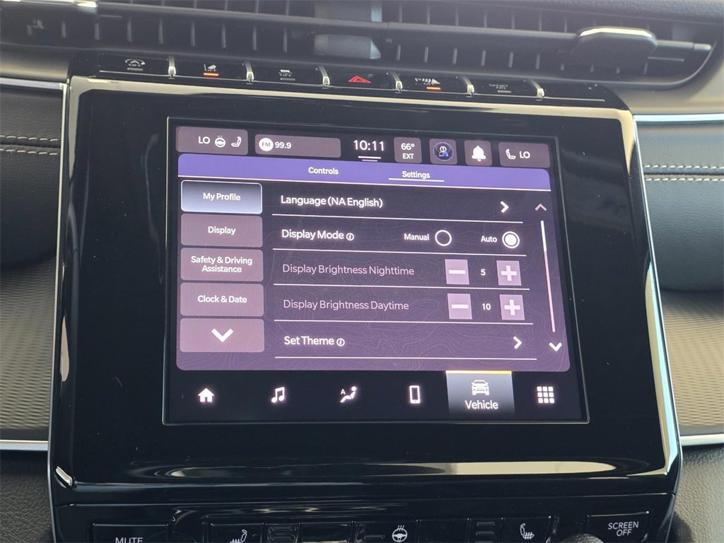 New 2025 Jeep Grand Cherokee L Altitude image 18