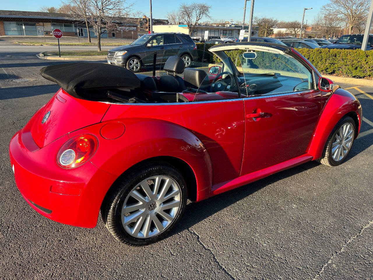 Used 2008 Volkswagen Beetle SE image 16