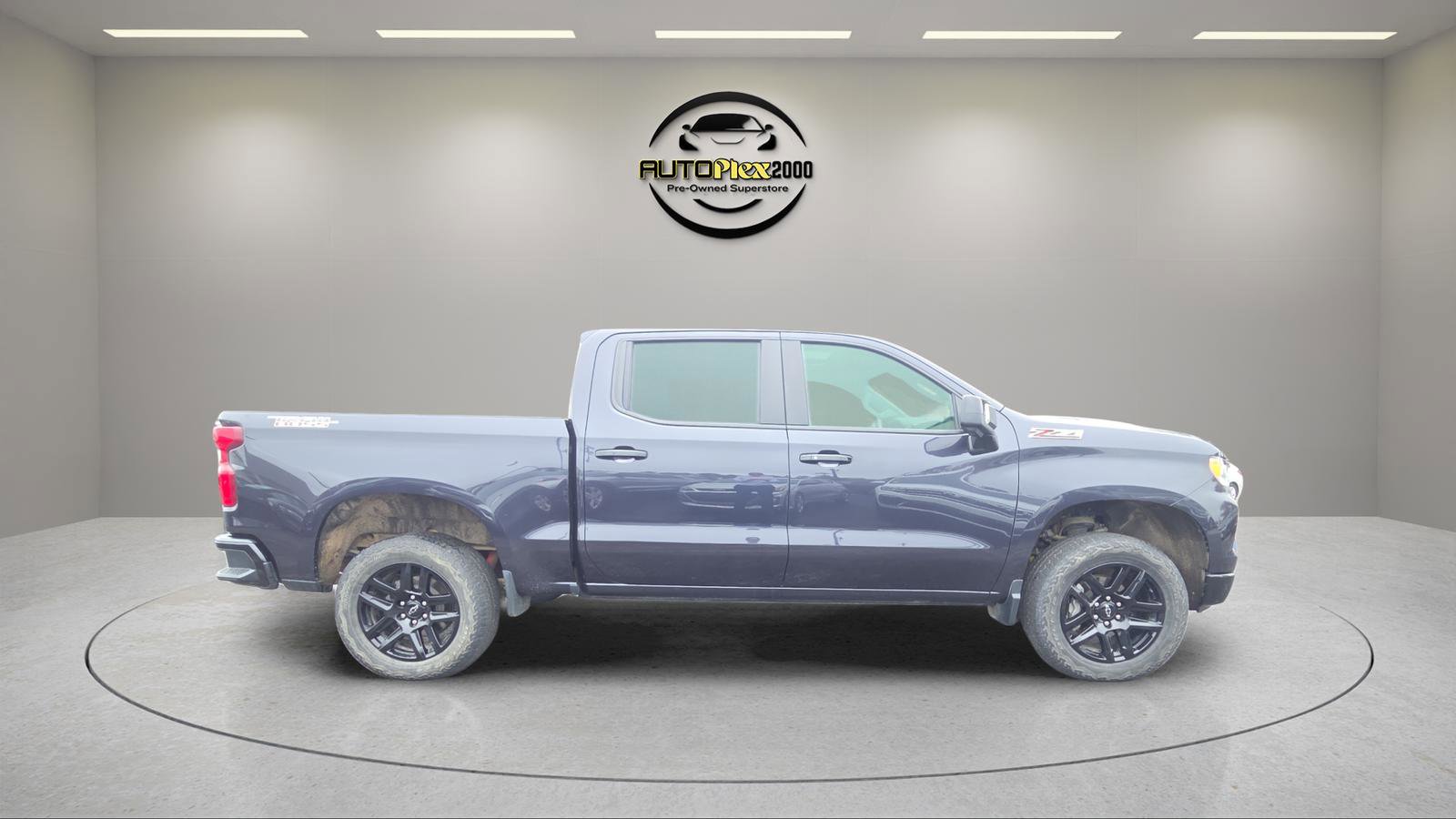 Used 2022 Chevrolet Silverado 1500 LT Trail Boss w/ LT Trail Boss Premium Package AWD/4WD image 8