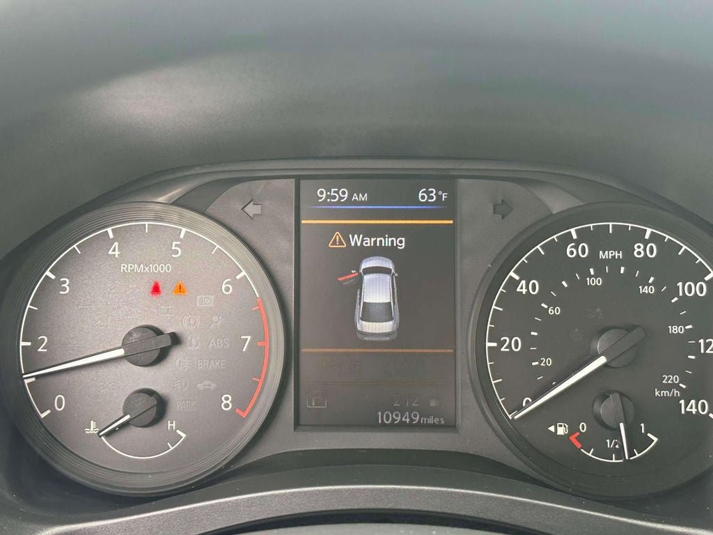 Used 2025 Nissan Altima 2.5 S FWD image 23