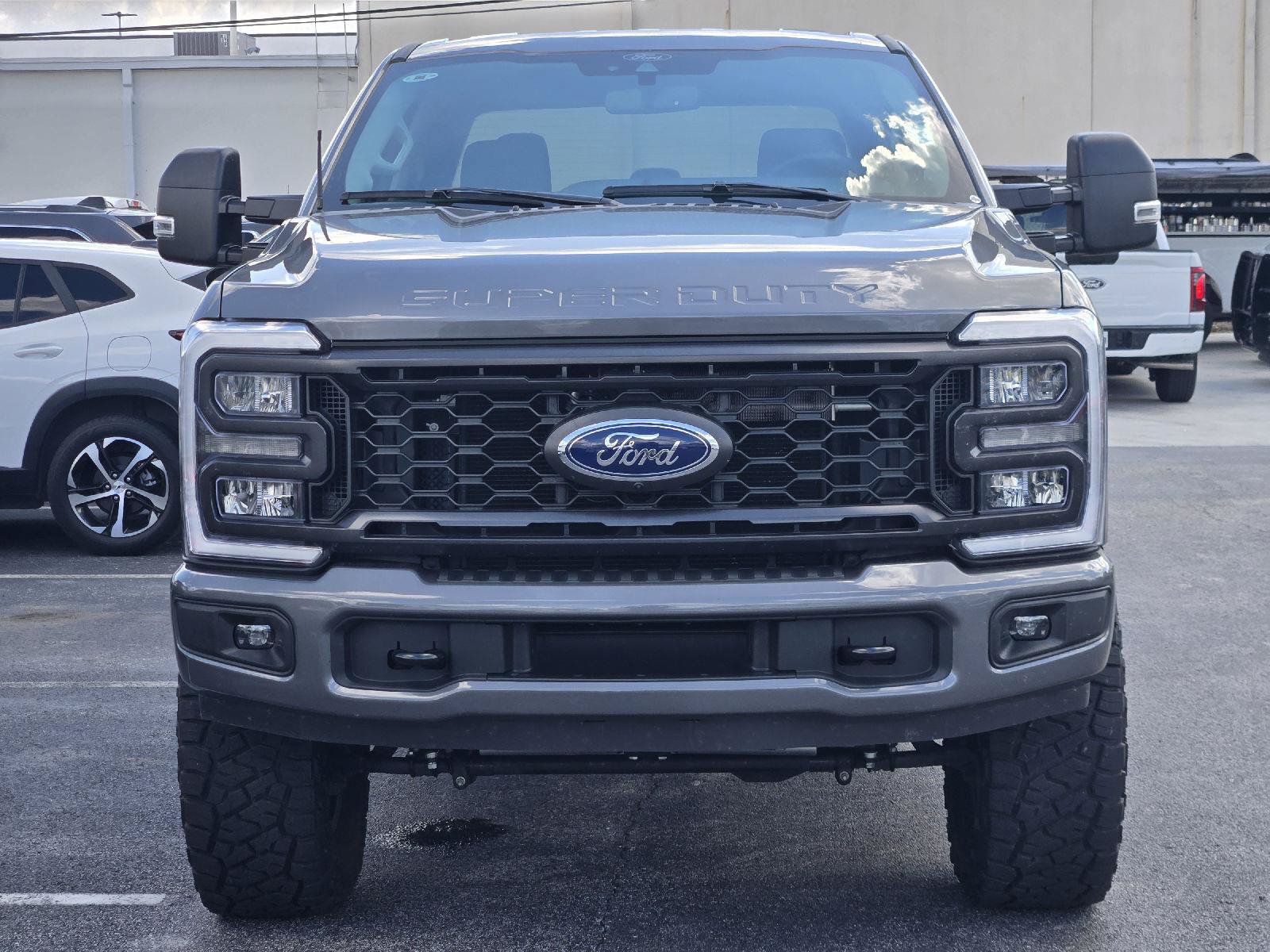 Used 2024 Ford F250 XLT w/ XLT Premium Package AWD/4WD video 2