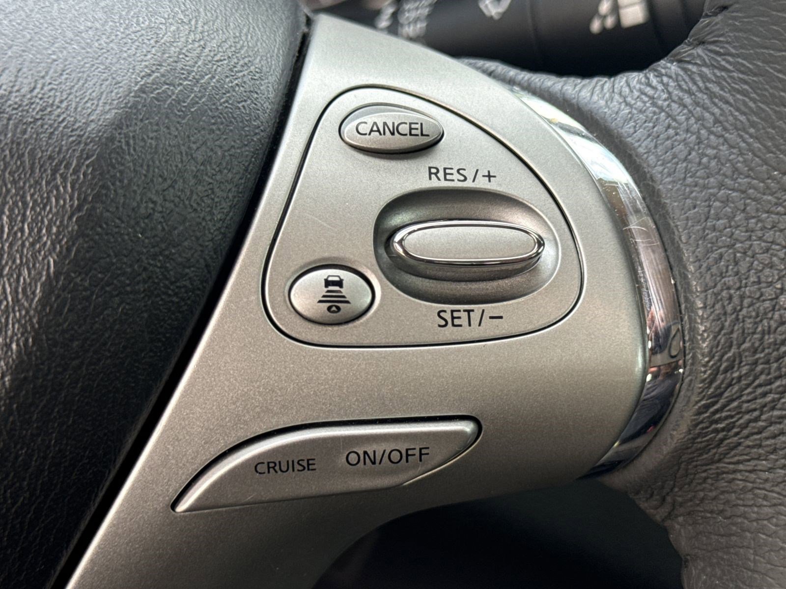 Used 2017 Nissan Murano Platinum w/ Platinum Technology Package image 11