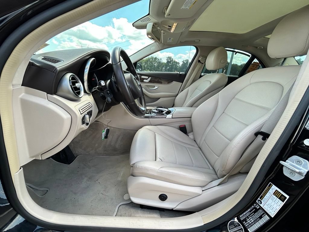 Used 2015 Mercedes-Benz C 300 4MATIC Sedan image 14