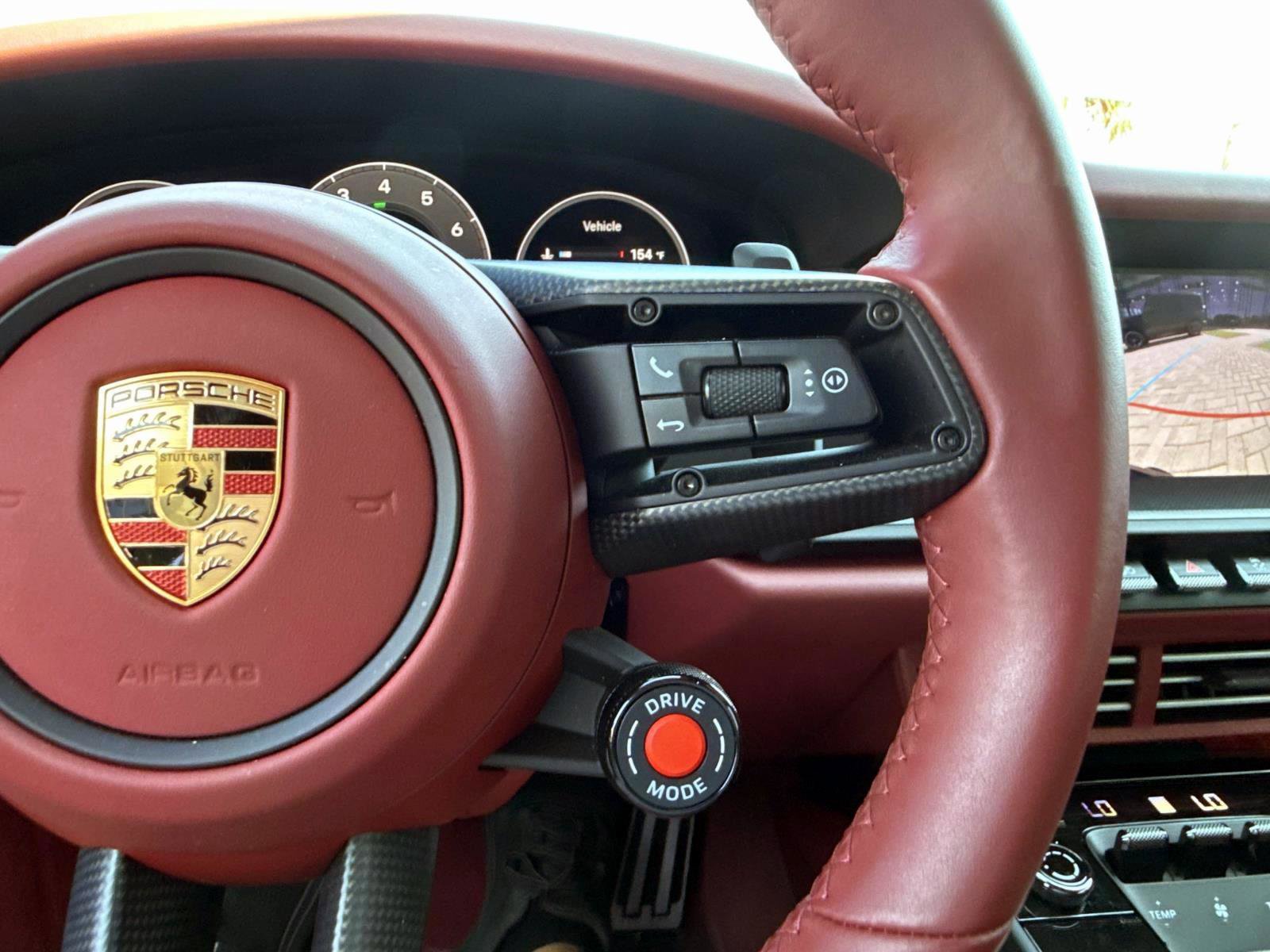 Used 2025 Porsche 911 Carrera GTS w/ Premium Package RWD image 36