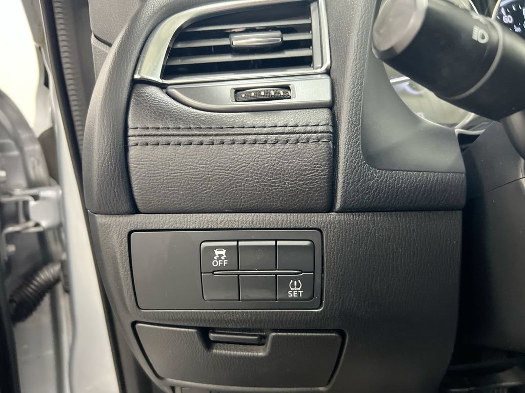 Used 2017 MAZDA MAZDA6 Sport FWD image 18