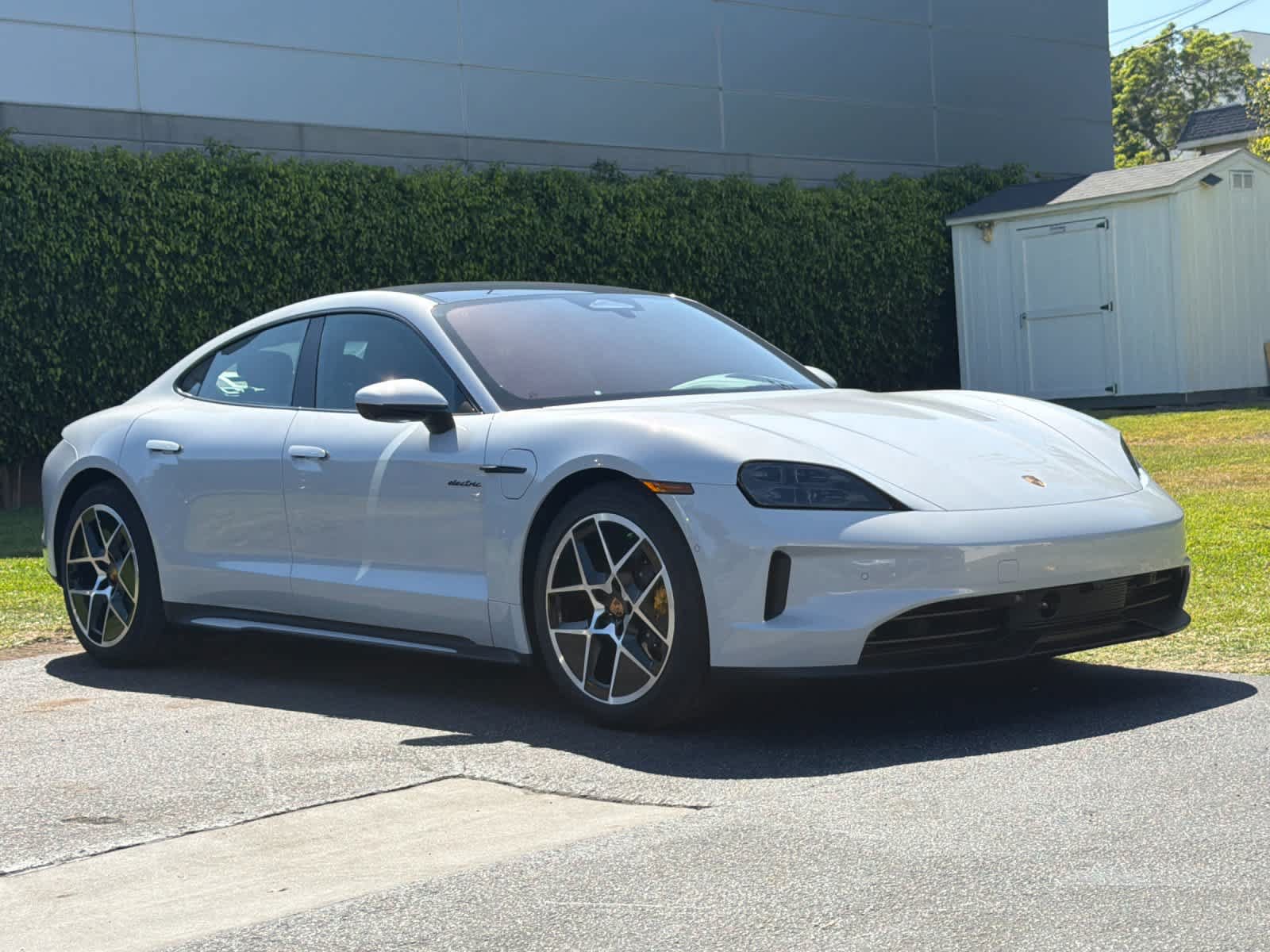 New 2026 Porsche Taycan AWD/4WD image 10