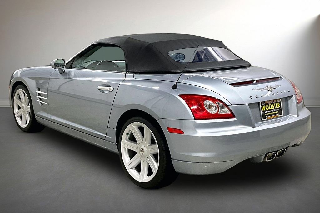 Used 2005 Chrysler Crossfire Limited image 4