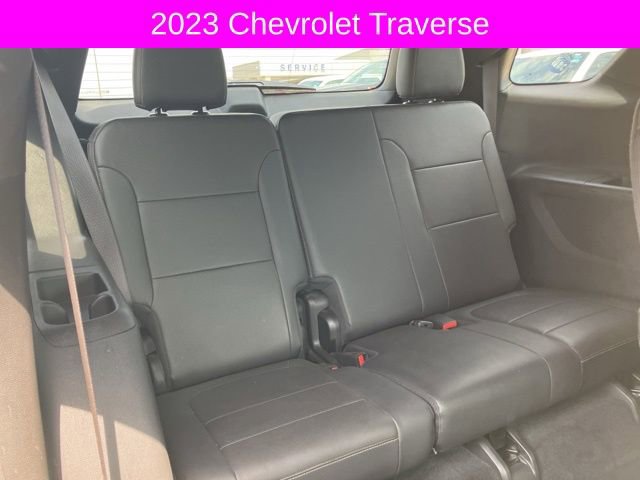 Used 2023 Chevrolet Traverse Premier image 16