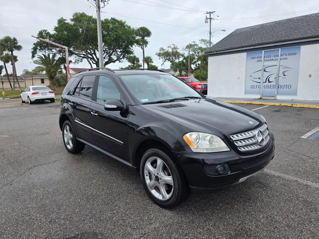 Used 2008 Mercedes-Benz ML 350 4MATIC image 2