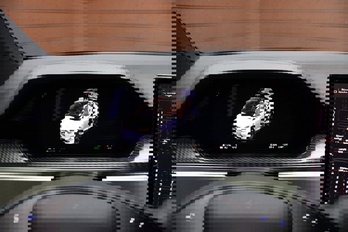 Used 2022 Tesla Model X Plaid image 63