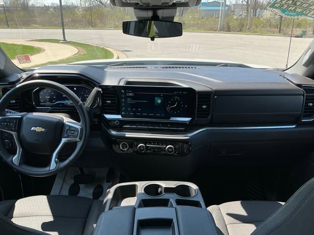 Used 2023 Chevrolet Silverado 1500 LT image 21