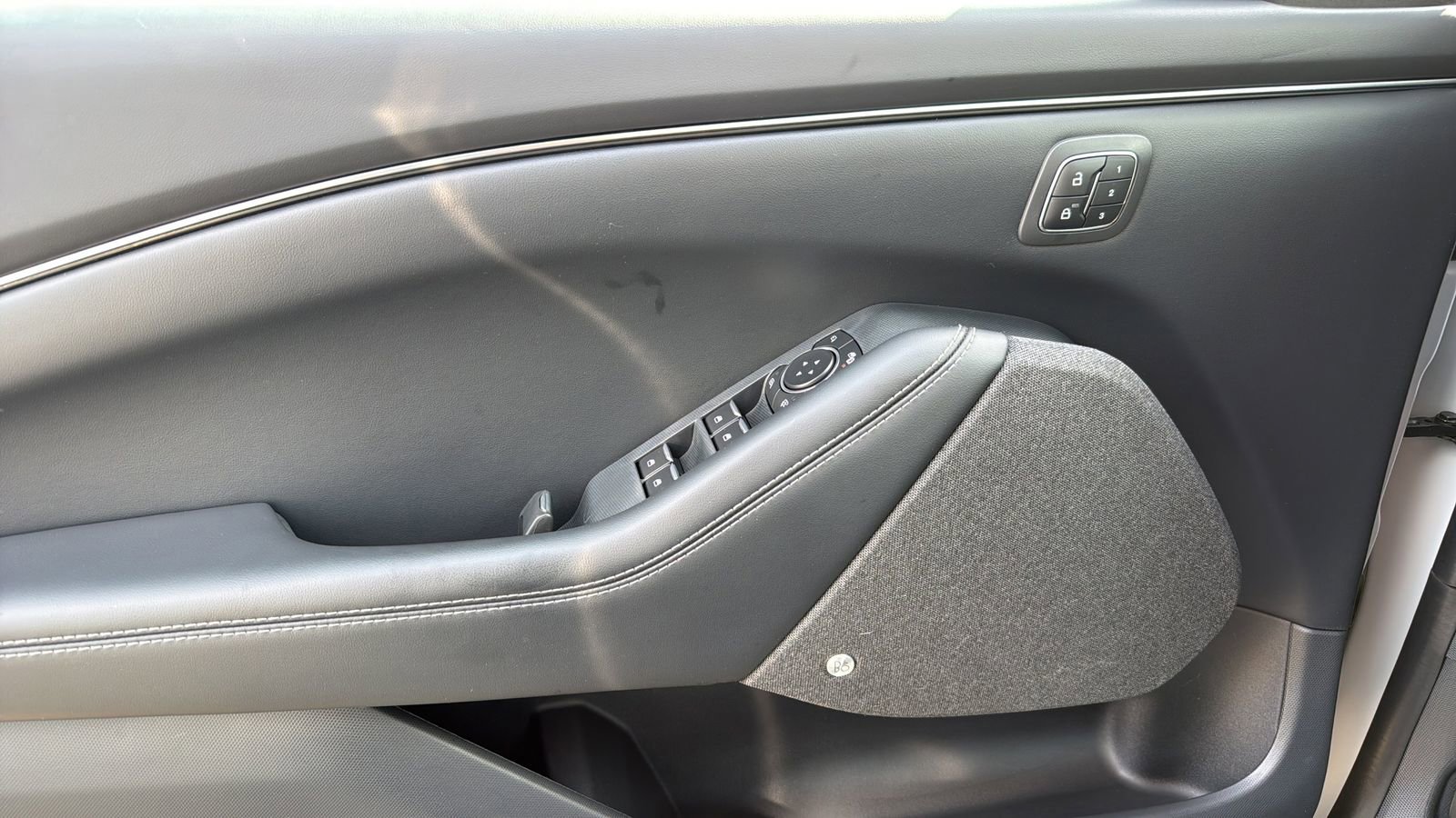 Used 2023 Ford Mustang Mach-E Premium AWD/4WD image 11