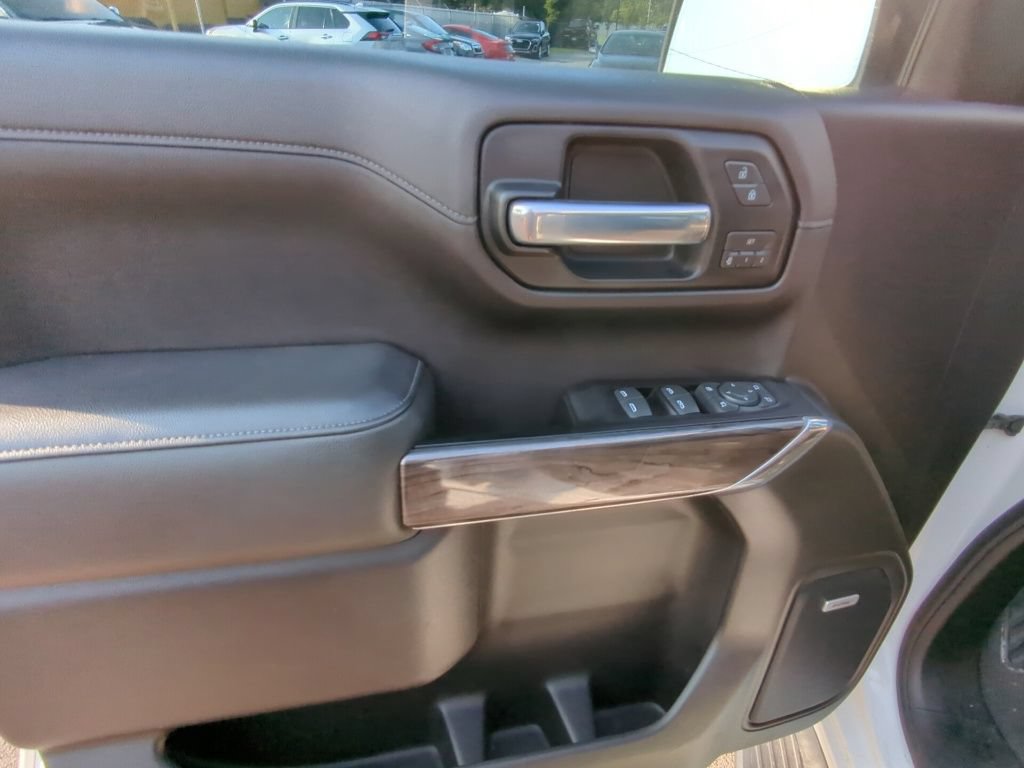 Used 2019 Chevrolet Silverado 1500 LTZ w/ LTZ Plus Package AWD/4WD image 9
