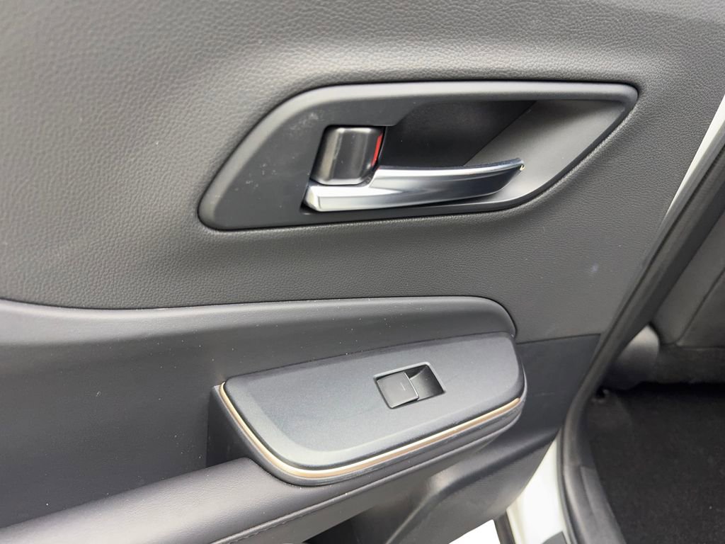 Used 2023 Toyota Crown XLE image 38