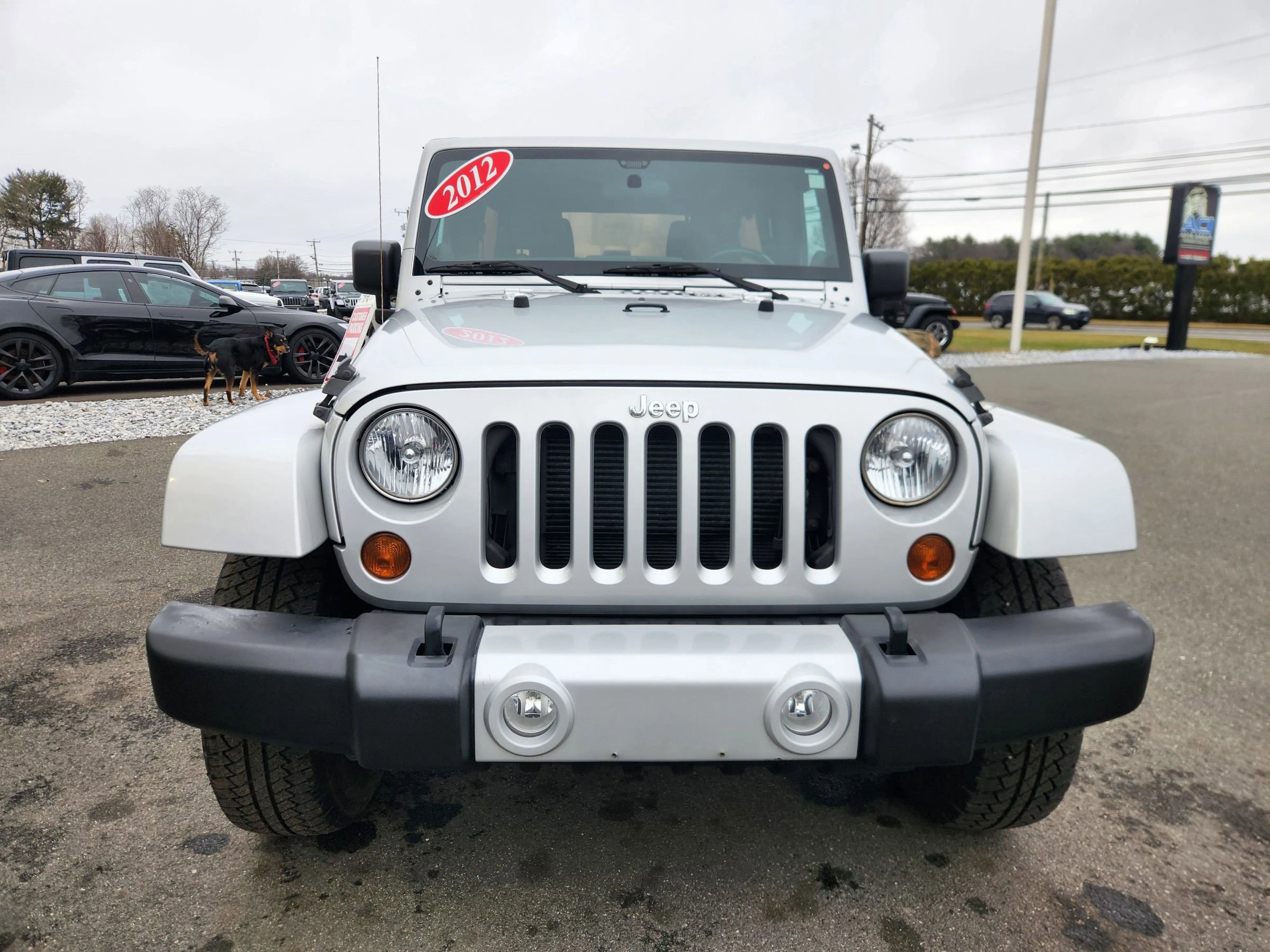 Used 2012 Jeep Wrangler Unlimited Sahara w/ Dual Top Group image 23