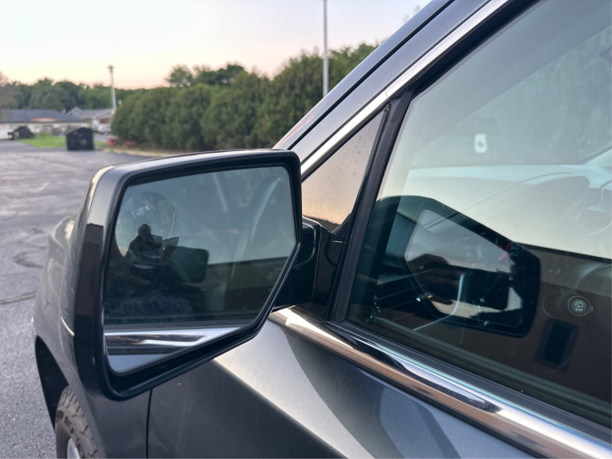 Used 2019 Chevrolet Suburban LT AWD/4WD image 24