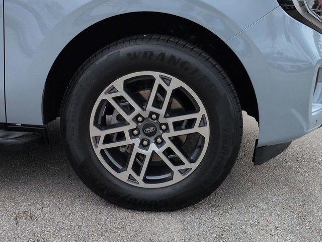 Certified 2025 Ford Expedition Max Active RWD image 11