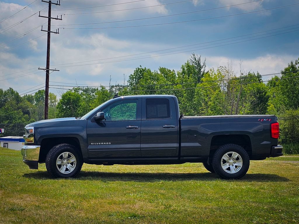 Used 2018 Chevrolet Silverado 1500 LT w/ All Star Edition AWD/4WD image 7