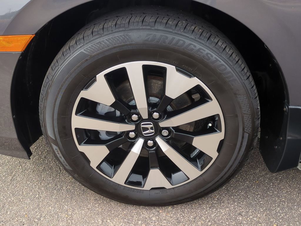 Used 2025 Honda Odyssey EX-L image 9