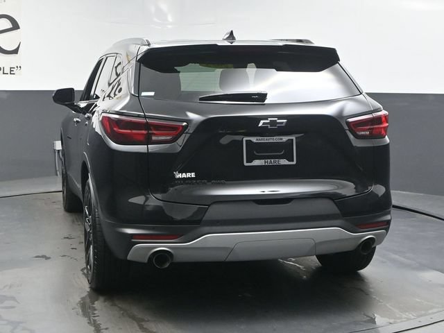 Used 2025 Chevrolet Blazer LT w/ Sound & Technology Package AWD/4WD image 39
