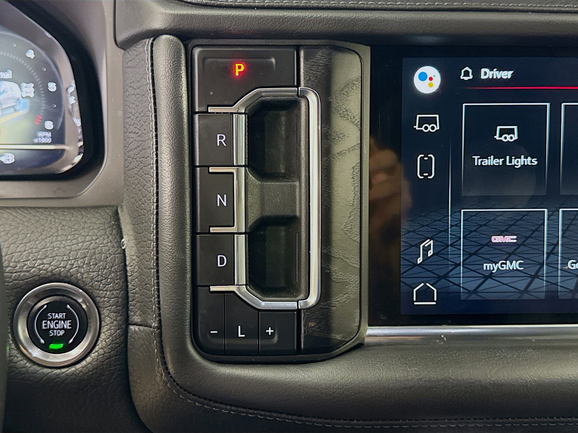 Used 2022 GMC Yukon Denali image 17