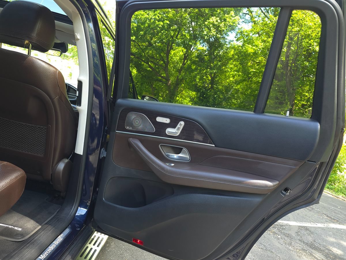 Used 2022 Mercedes-Benz GLS 450 4MATIC image 29