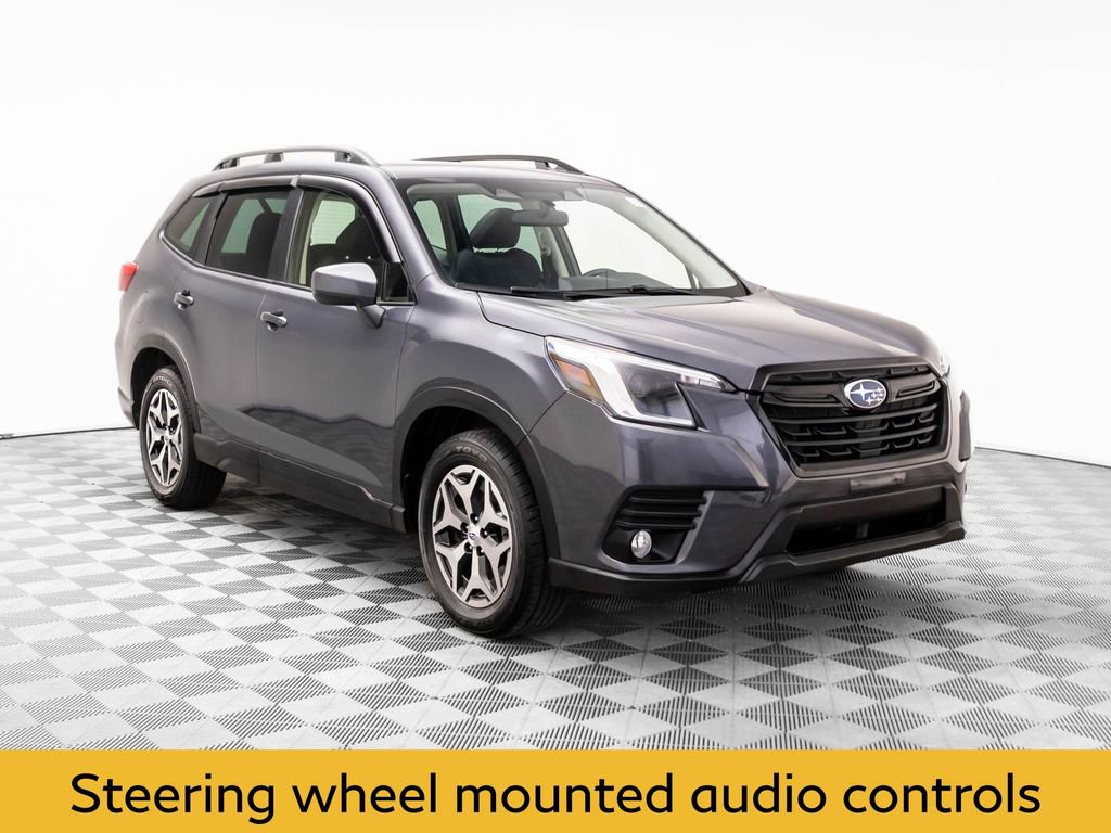 Used 2023 Subaru Forester Premium image 8