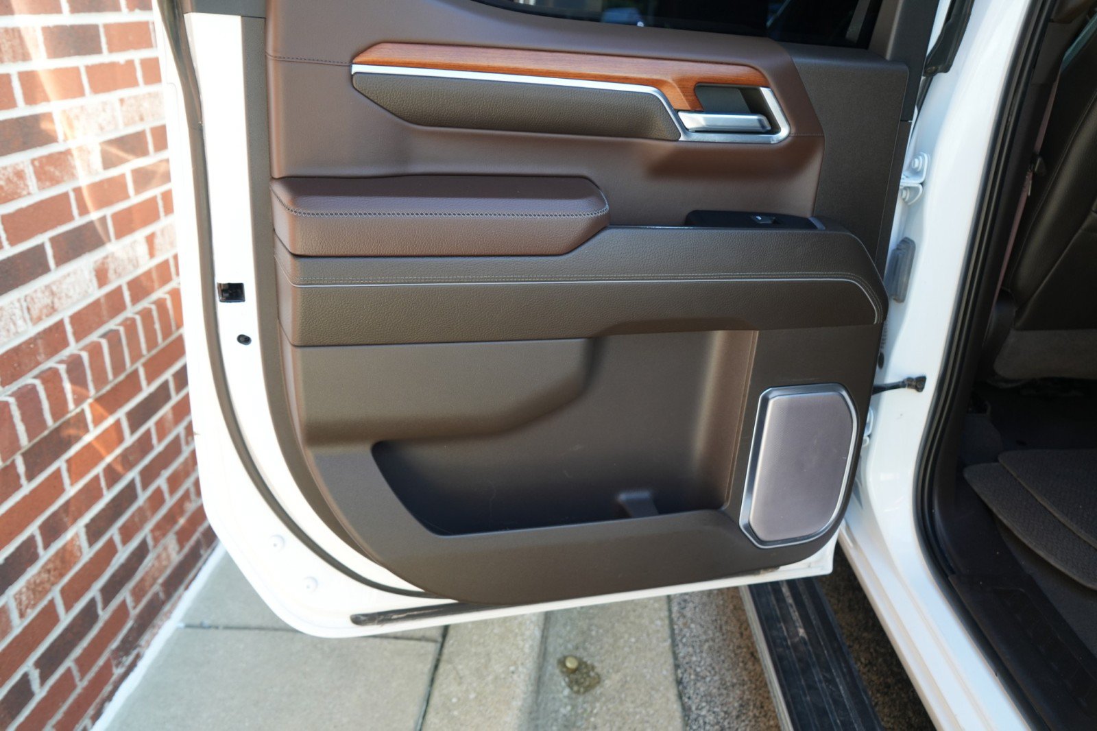 Used 2022 GMC Sierra 1500 Denali w/ Denali Reserve Package AWD/4WD image 28