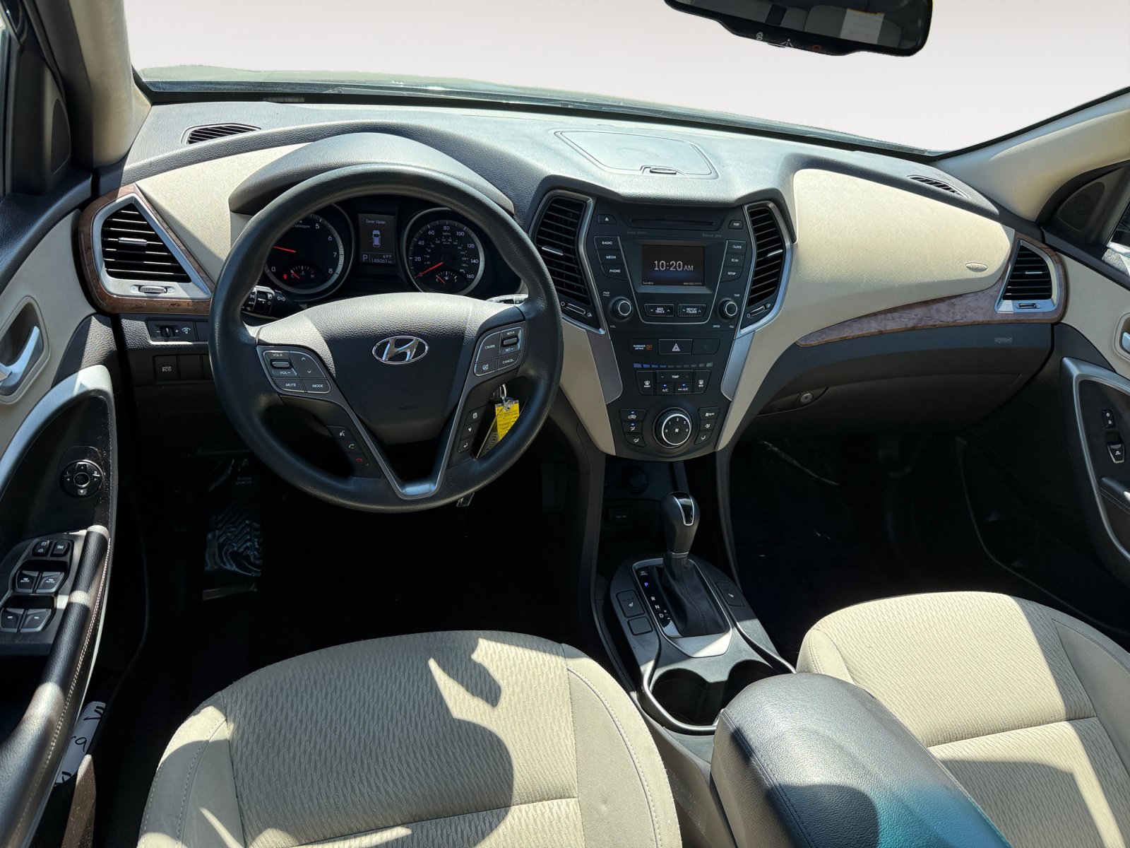 Used 2016 Hyundai Santa Fe SE FWD image 15