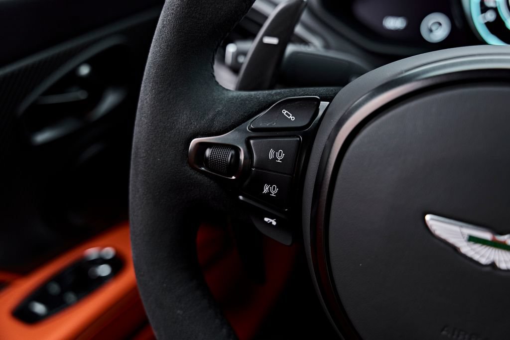 Used 2023 Aston Martin DBS Coupe RWD image 69