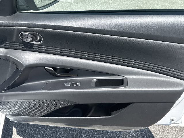 New 2026 Hyundai Elantra Sport FWD image 16