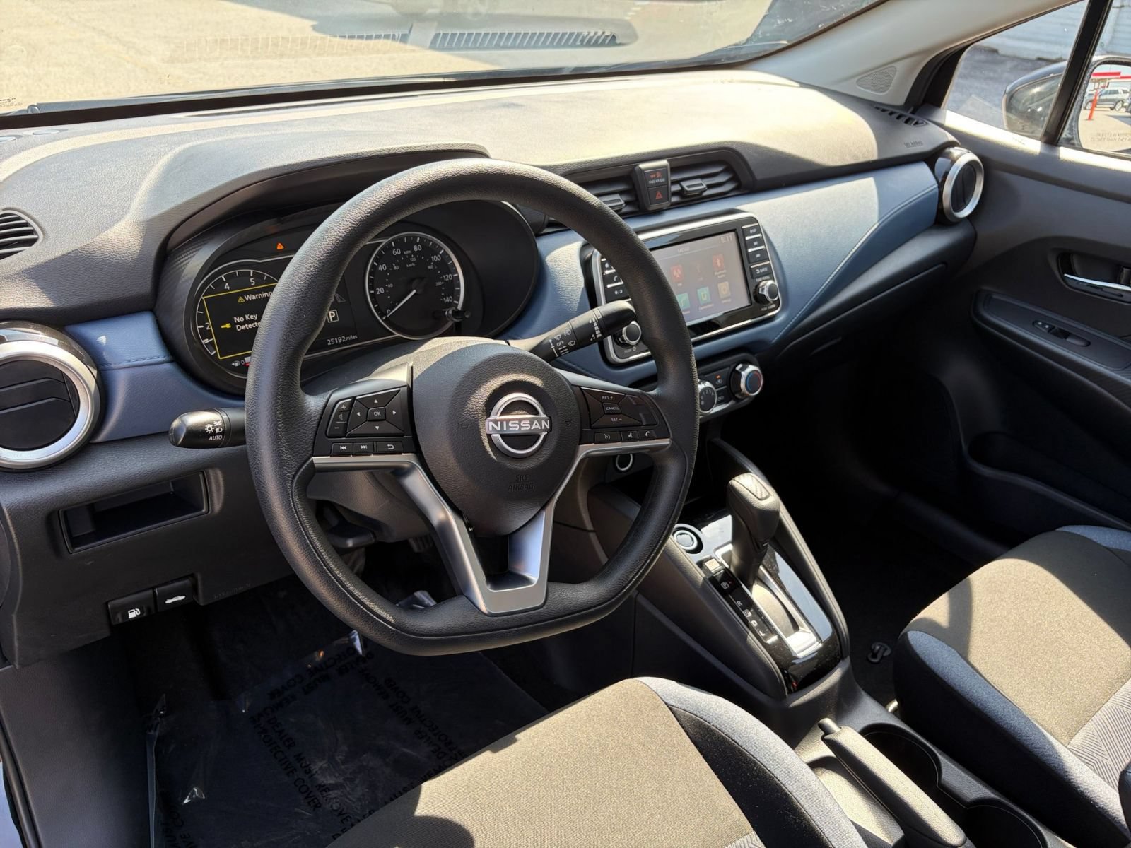 Used 2025 Nissan Versa SV FWD image 32