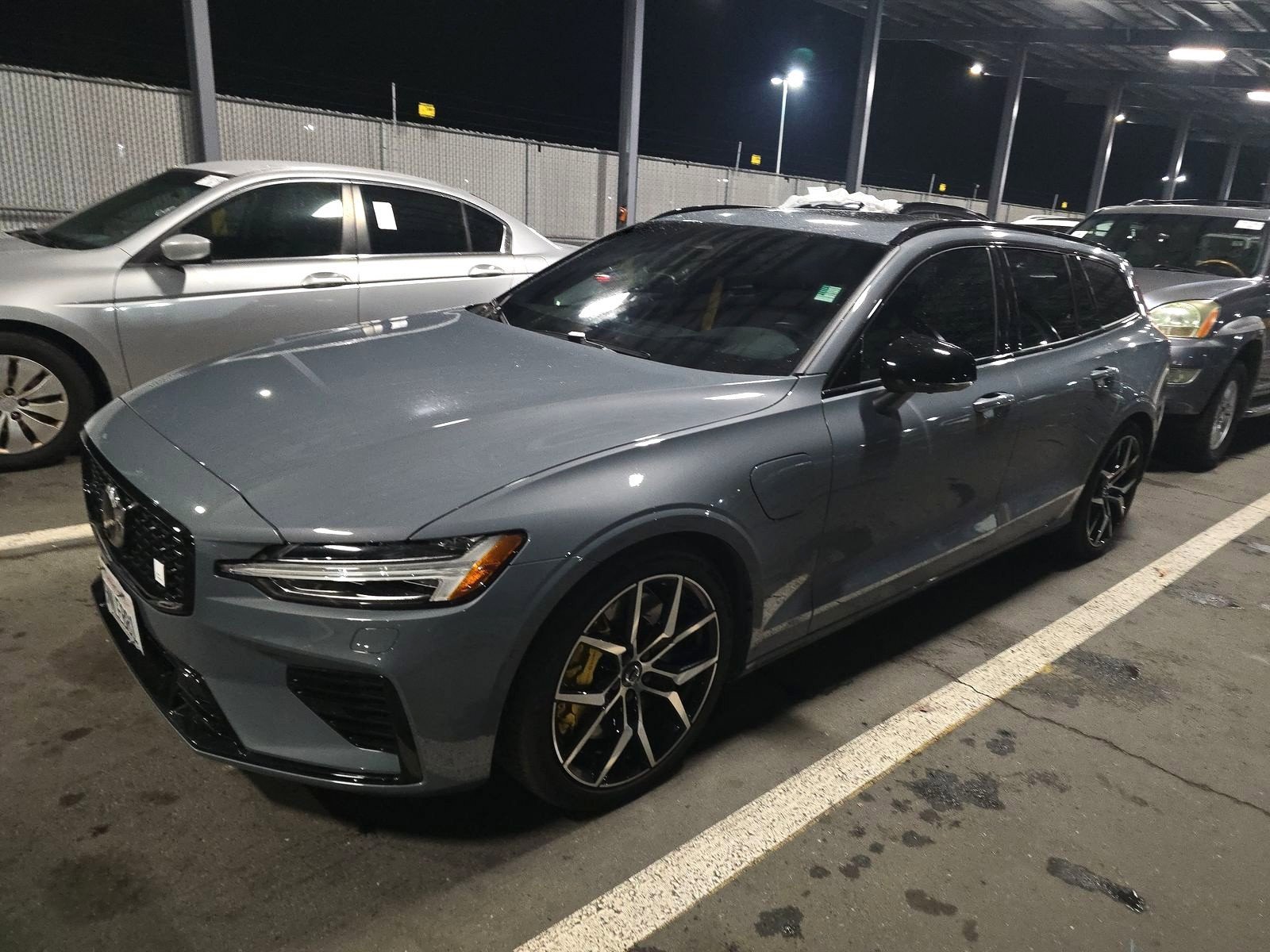 Used 2024 Volvo V60 T8 Polestar image 3