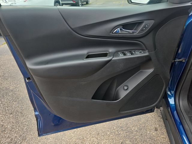 Used 2020 Chevrolet Equinox LT w/ Driver Convenience Package FWD image 11