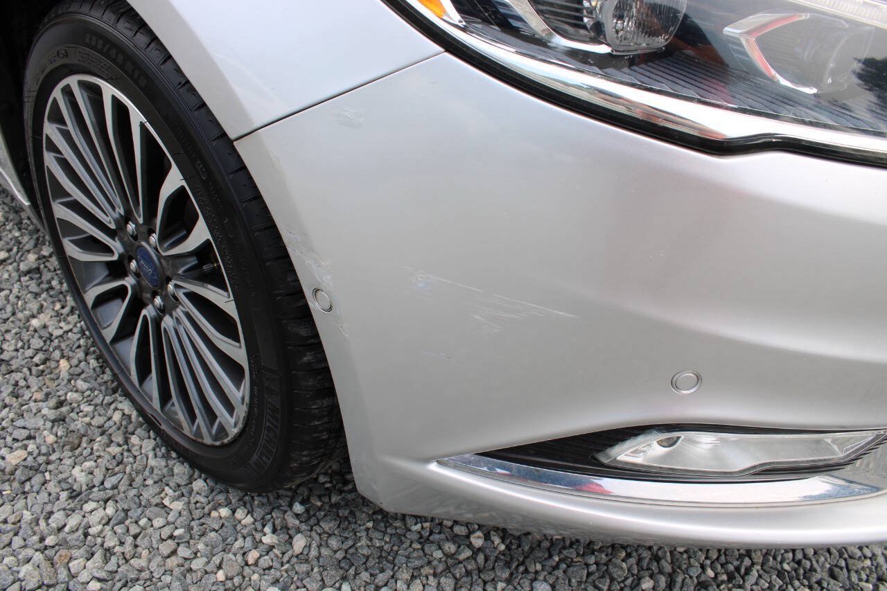 Used 2017 Ford Fusion Energi Titanium FWD image 28