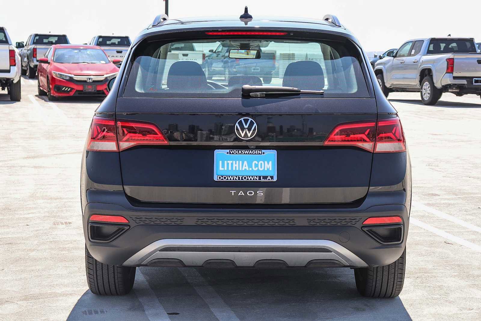 Used 2022 Volkswagen Taos S w/ IQ Drive S Package image 5